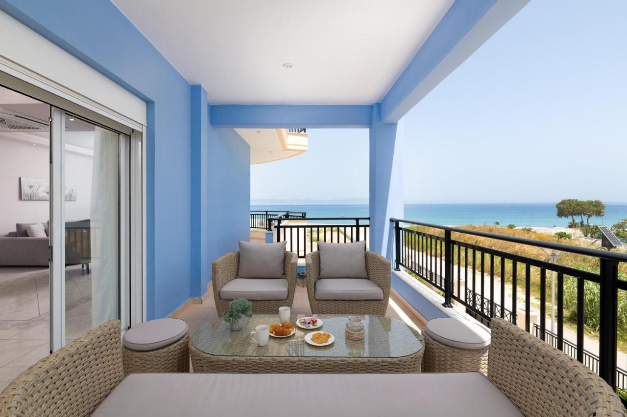 White&Blue Luxury Suites Ialysos  Bagian luar foto